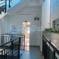 phòng mới gác cao, máy lạnh , balcon hẻm 652 Quốc Lộ 13